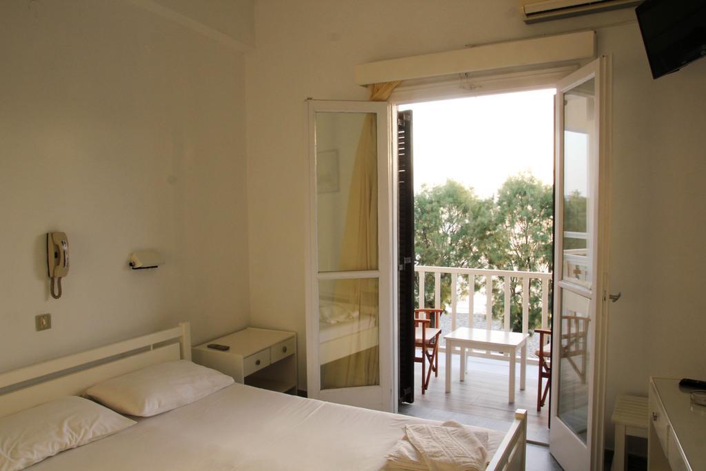 Hotel Zannet Parikia  Luaran gambar